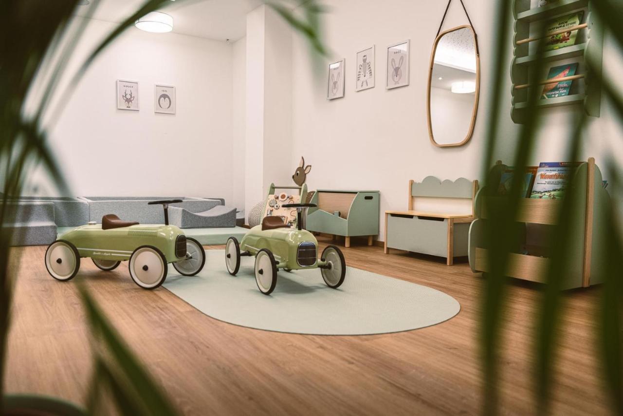 Ferienwelt Kesselgrub Hotel In Altenmarkt-Zauchensee Алтенмаркт им Понгау Екстериор снимка