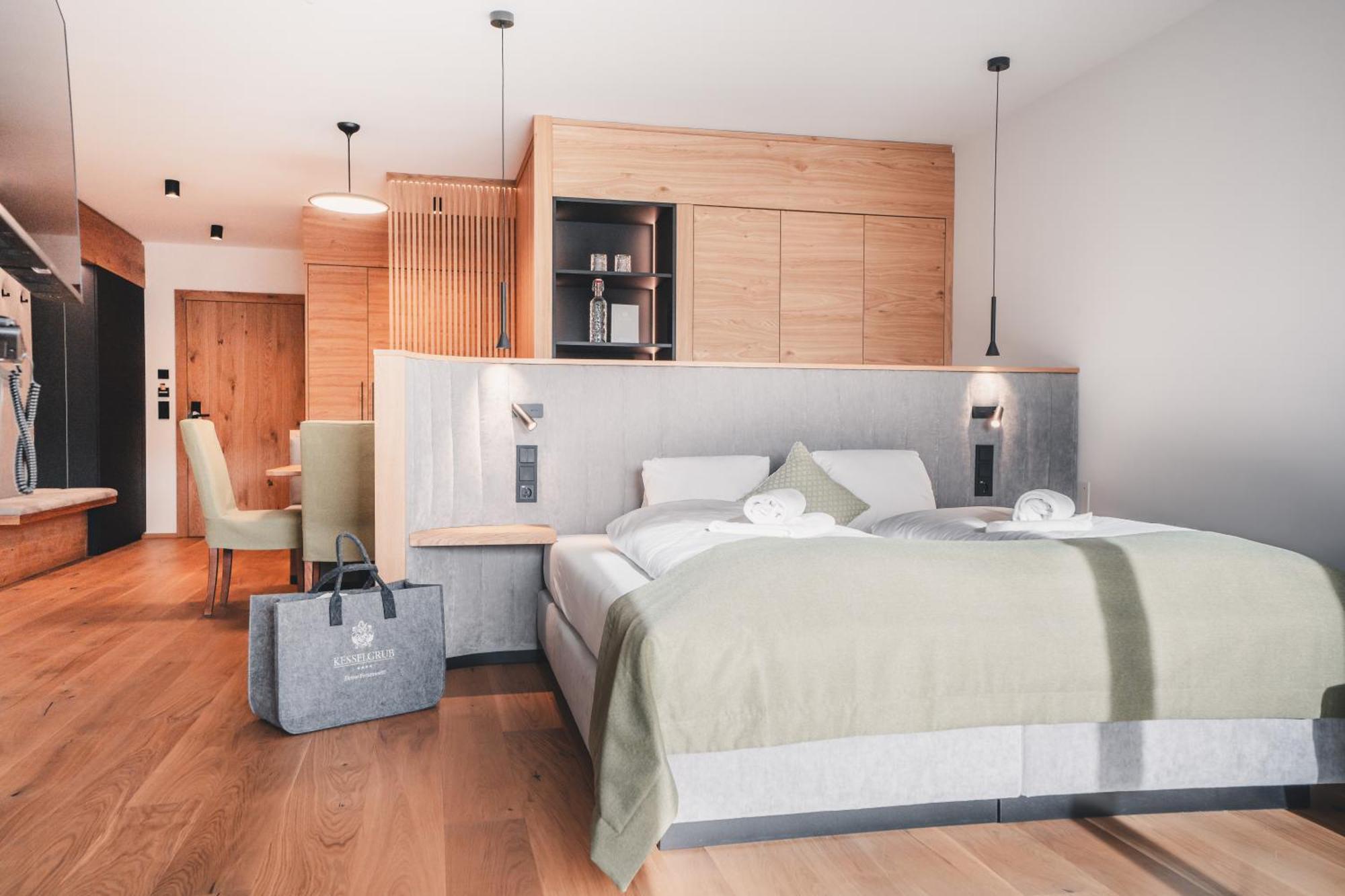Ferienwelt Kesselgrub Hotel In Altenmarkt-Zauchensee Алтенмаркт им Понгау Стая снимка